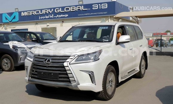 Acheter Import Voiture Lexus LX Blanc à Import - Dubai, Hhohho Acheter Import Voiture Lexus LX Blanc à Import - Dubai, Hhohho