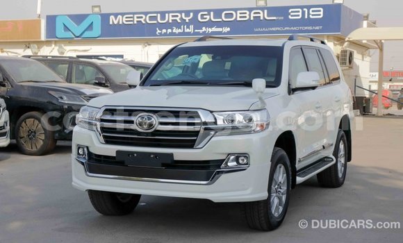 Buy Import Toyota Land Cruiser White Car in Import - Dubai in Hhohho Buy Import Toyota Land Cruiser White Car in Import - Dubai in Hhohho