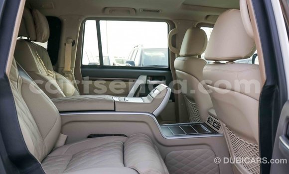 Buy Import Toyota Land Cruiser White Car in Import - Dubai in Hhohho Buy Import Toyota Land Cruiser White Car in Import - Dubai in Hhohho