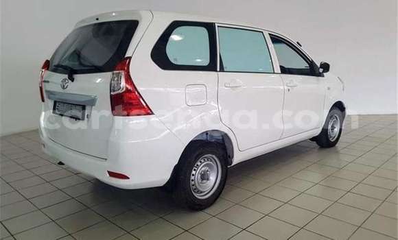 Buy Used Toyota Avanza White Car in Big Bend in Lubombo Buy Used Toyota Avanza White Car in Big Bend in Lubombo