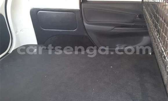 Buy Used Toyota Avanza White Car in Big Bend in Lubombo Buy Used Toyota Avanza White Car in Big Bend in Lubombo