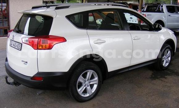 Buy Used Toyota RAV4 White Car in Big Bend in Lubombo Buy Used Toyota RAV4 White Car in Big Bend in Lubombo