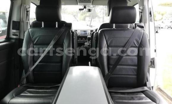 Buy Used Volkswagen Caravelle White Car in Mbabane in Manzini Buy Used Volkswagen Caravelle White Car in Mbabane in Manzini