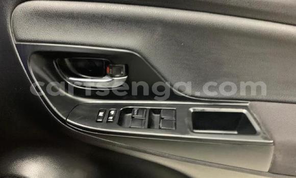 Nunua Ilio tumika Toyota Yaris Red Gari ndani ya Manzini nchini Manzini Nunua Ilio tumika Toyota Yaris Red Gari ndani ya Manzini nchini Manzini