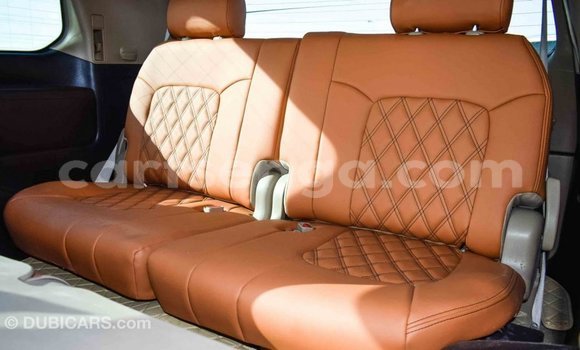 Buy Import Toyota Land Cruiser White Car in Import - Dubai in Hhohho Buy Import Toyota Land Cruiser White Car in Import - Dubai in Hhohho