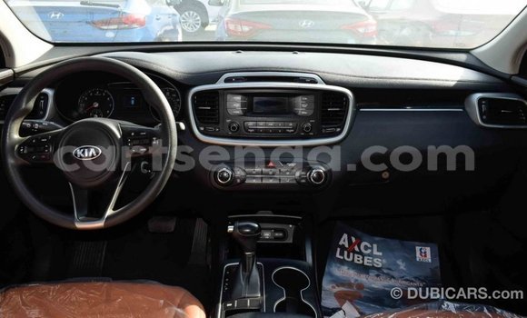 Acheter Import Voiture Kia Sorento Noir à Import - Dubai, Hhohho Acheter Import Voiture Kia Sorento Noir à Import - Dubai, Hhohho
