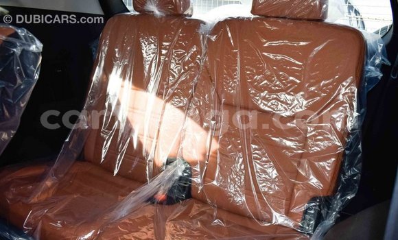 Acheter Import Voiture Kia Sorento Noir à Import - Dubai, Hhohho Acheter Import Voiture Kia Sorento Noir à Import - Dubai, Hhohho