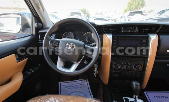 Buy Import Toyota Fortuner White Car in Import - Dubai in Hhohho Buy Import Toyota Fortuner White Car in Import - Dubai in Hhohho