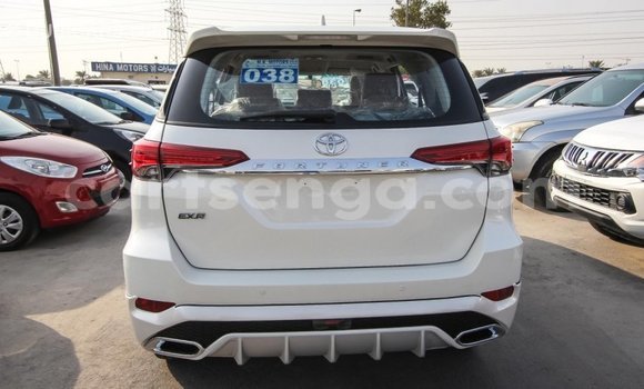 Buy Import Toyota Fortuner White Car in Import - Dubai in Hhohho Buy Import Toyota Fortuner White Car in Import - Dubai in Hhohho
