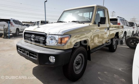 Buy Import Toyota Land Cruiser Beige Car in Import - Dubai in Hhohho Buy Import Toyota Land Cruiser Beige Car in Import - Dubai in Hhohho