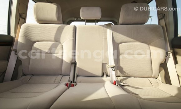 Nunua Imported Toyota Land Cruiser Black Gari ndani ya Import - Dubai nchini Hhohho Nunua Imported Toyota Land Cruiser Black Gari ndani ya Import - Dubai nchini Hhohho