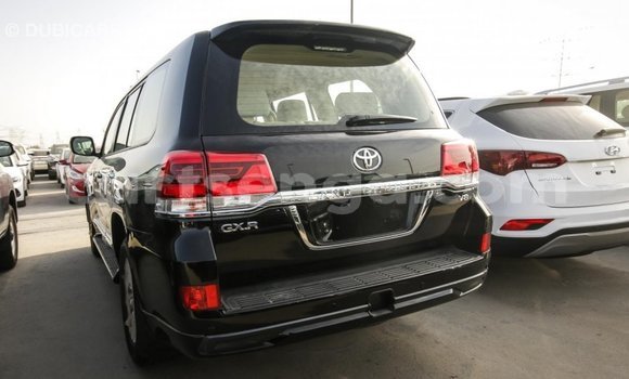 Nunua Imported Toyota Land Cruiser Black Gari ndani ya Import - Dubai nchini Hhohho Nunua Imported Toyota Land Cruiser Black Gari ndani ya Import - Dubai nchini Hhohho