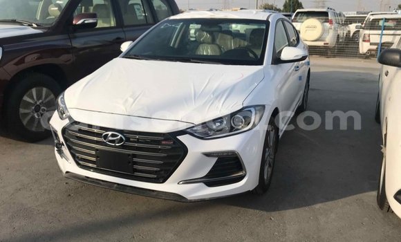 Nunua Imported Hyundai Elantra White Gari ndani ya Import - Dubai nchini Hhohho Nunua Imported Hyundai Elantra White Gari ndani ya Import - Dubai nchini Hhohho