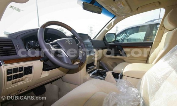 Buy Import Toyota Land Cruiser Other Car in Import - Dubai in Hhohho Buy Import Toyota Land Cruiser Other Car in Import - Dubai in Hhohho