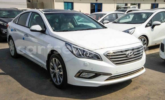 Buy Import Hyundai Sonata White Car in Import - Dubai in Hhohho Buy Import Hyundai Sonata White Car in Import - Dubai in Hhohho