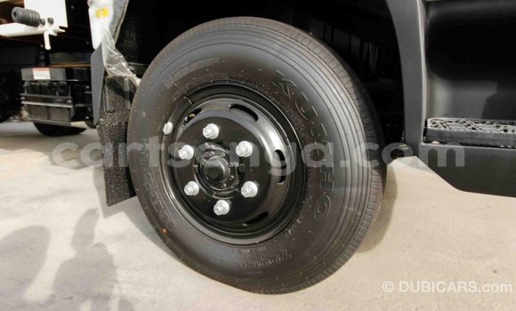 Nunua Imported Hyundai Accent White Gari ndani ya Import - Dubai nchini Hhohho Nunua Imported Hyundai Accent White Gari ndani ya Import - Dubai nchini Hhohho