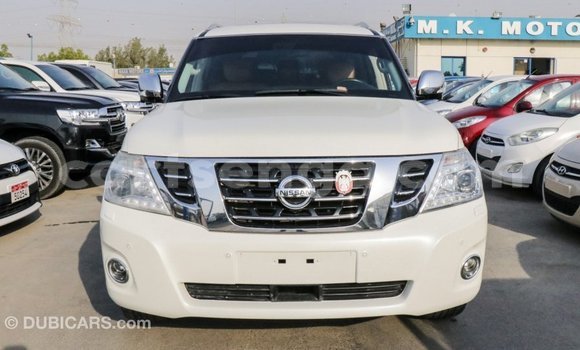 Acheter Import Voiture Nissan Patrol Blanc à Import - Dubai, Hhohho Acheter Import Voiture Nissan Patrol Blanc à Import - Dubai, Hhohho