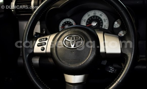 Acheter Import Voiture Toyota FJ Cruiser Autre à Import - Dubai, Hhohho Acheter Import Voiture Toyota FJ Cruiser Autre à Import - Dubai, Hhohho