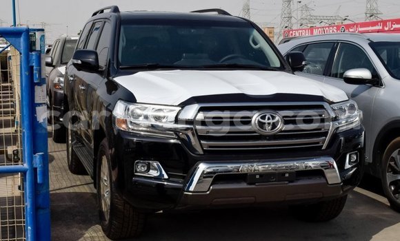 Buy Import Toyota Land Cruiser Black Car in Import - Dubai in Hhohho Buy Import Toyota Land Cruiser Black Car in Import - Dubai in Hhohho