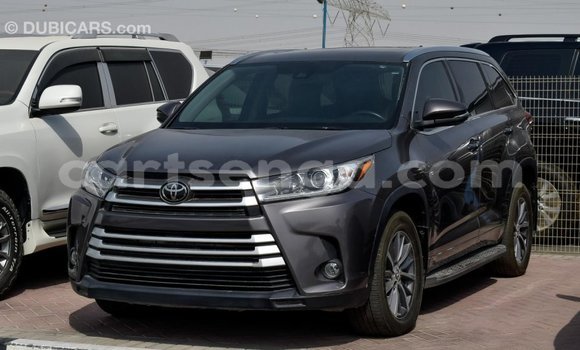 Buy Import Toyota Highlander Other Car in Import - Dubai in Hhohho Buy Import Toyota Highlander Other Car in Import - Dubai in Hhohho