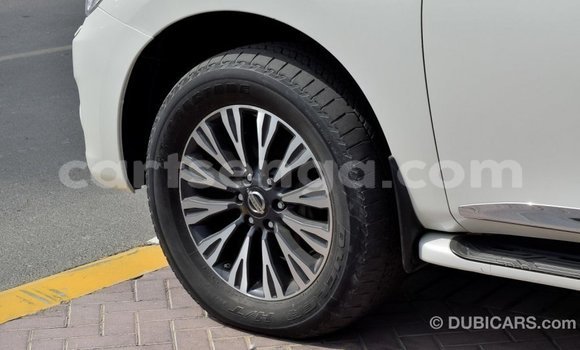 Buy Import Nissan Patrol White Car in Import - Dubai in Hhohho Buy Import Nissan Patrol White Car in Import - Dubai in Hhohho