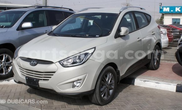 Buy Import Hyundai Tucson Beige Car in Import - Dubai in Hhohho Buy Import Hyundai Tucson Beige Car in Import - Dubai in Hhohho
