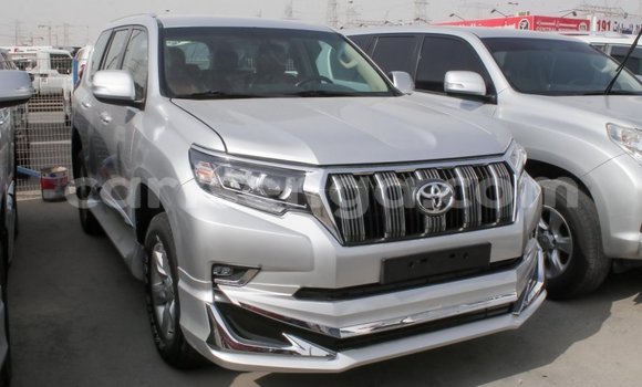 Buy Import Toyota Prado Other Car in Import - Dubai in Hhohho Buy Import Toyota Prado Other Car in Import - Dubai in Hhohho