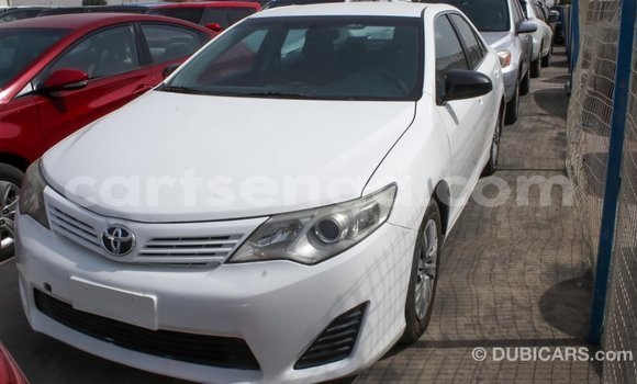 Buy Import Toyota Camry White Car in Import - Dubai in Hhohho Buy Import Toyota Camry White Car in Import - Dubai in Hhohho