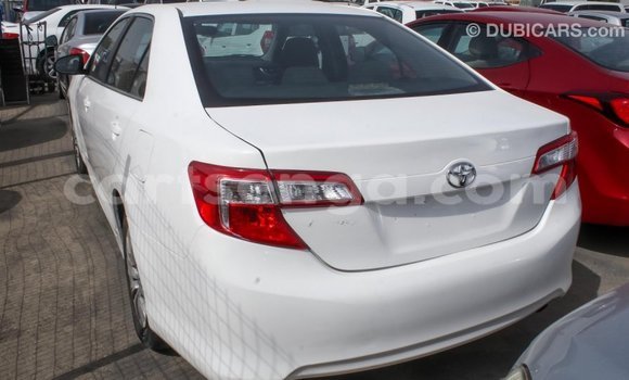 Buy Import Toyota Camry White Car in Import - Dubai in Hhohho Buy Import Toyota Camry White Car in Import - Dubai in Hhohho
