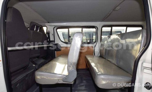 Buy Import Toyota Hiace White Car in Import - Dubai in Hhohho Buy Import Toyota Hiace White Car in Import - Dubai in Hhohho