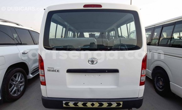 Buy Import Toyota Hiace White Car in Import - Dubai in Hhohho Buy Import Toyota Hiace White Car in Import - Dubai in Hhohho