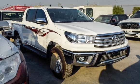 Buy Import Toyota Hilux White Car in Import - Dubai in Hhohho Buy Import Toyota Hilux White Car in Import - Dubai in Hhohho