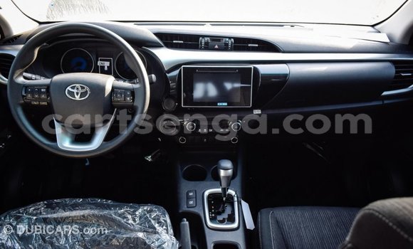 Buy Import Toyota Hilux White Car in Import - Dubai in Hhohho Buy Import Toyota Hilux White Car in Import - Dubai in Hhohho