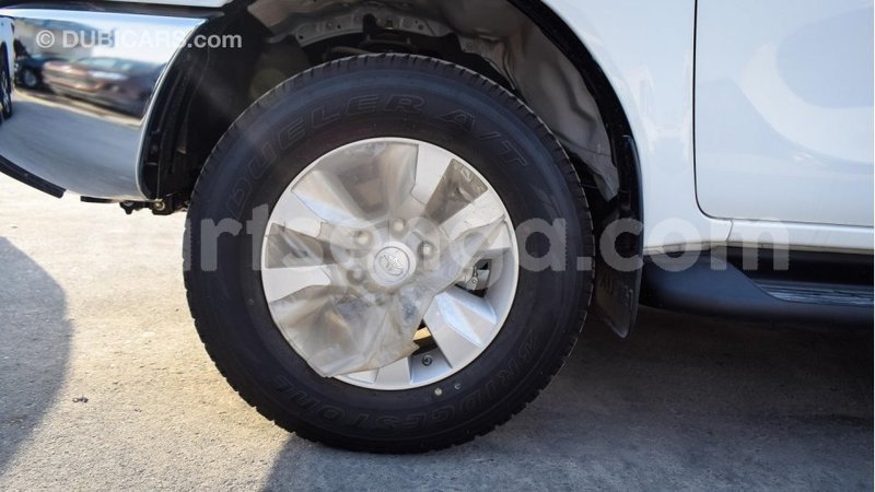 Big with watermark toyota hilux hhohho import dubai 10278