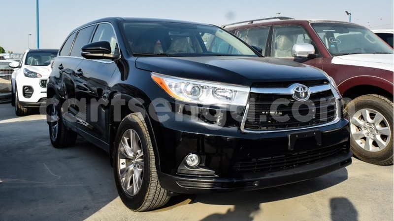 Big with watermark toyota highlander hhohho import dubai 10280