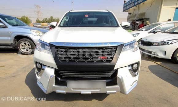 Buy Import Toyota Fortuner White Car in Import - Dubai in Hhohho Buy Import Toyota Fortuner White Car in Import - Dubai in Hhohho