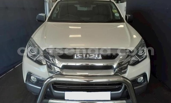 Buy Used Isuzu MU-X Silver Car in Big Bend in Lubombo District Buy Used Isuzu MU-X Silver Car in Big Bend in Lubombo District