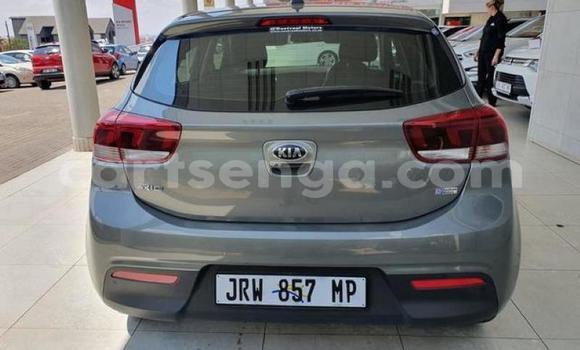 Acheter Occasion Voiture Kia Rio Gris à Manzini, Manzini Acheter Occasion Voiture Kia Rio Gris à Manzini, Manzini