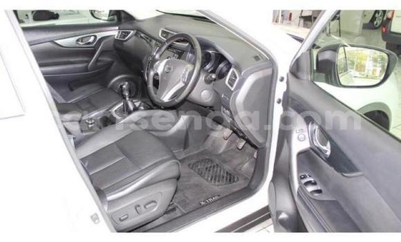 Nunua Ilio tumika Nissan X–Trail Silver Gari ndani ya Big Bend nchini Wilaya ya Lubombo Nunua Ilio tumika Nissan X–Trail Silver Gari ndani ya Big Bend nchini Wilaya ya Lubombo