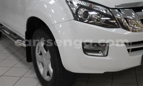 Acheter Occasion Voiture Isuzu KB Blanc à Ezulwini, Hhohho Acheter Occasion Voiture Isuzu KB Blanc à Ezulwini, Hhohho