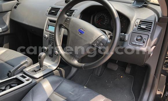Buy Used Volvo V40 Black Car in Hlatikulu in Shiselweni District Buy Used Volvo V40 Black Car in Hlatikulu in Shiselweni District