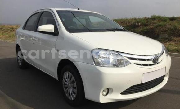 Acheter Occasion Voiture Toyota Etios Blanc à Mbabane, Manzini Acheter Occasion Voiture Toyota Etios Blanc à Mbabane, Manzini