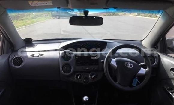 Acheter Occasion Voiture Toyota Etios Blanc à Mbabane, Manzini Acheter Occasion Voiture Toyota Etios Blanc à Mbabane, Manzini