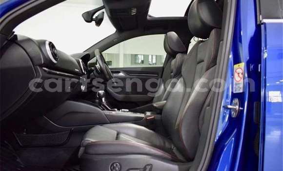 Nunua Ilio tumika Audi RS3 Blue Gari ndani ya Hlatikulu nchini Wilaya ya Shiselweni Nunua Ilio tumika Audi RS3 Blue Gari ndani ya Hlatikulu nchini Wilaya ya Shiselweni