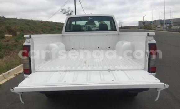 Acheter Occasion Voiture Nissan NP 300 Blanc à Manzini, Manzini Acheter Occasion Voiture Nissan NP 300 Blanc à Manzini, Manzini