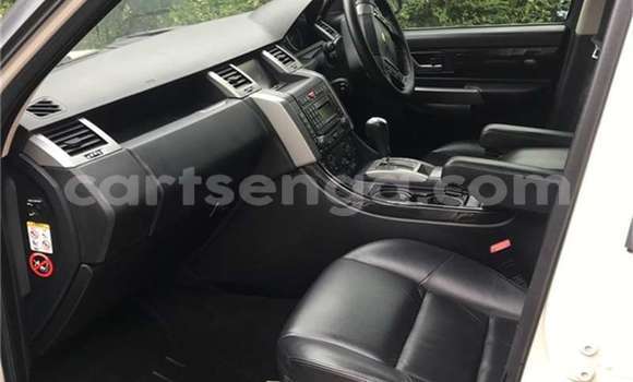 Buy Used Land Rover Range Rover White Car in Mbabane in Manzini Buy Used Land Rover Range Rover White Car in Mbabane in Manzini