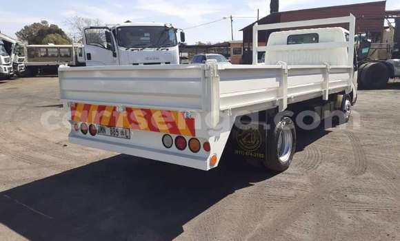 Buy Used Toyota Dyna White Truck in Mbabane in Manzini Buy Used Toyota Dyna White Truck in Mbabane in Manzini