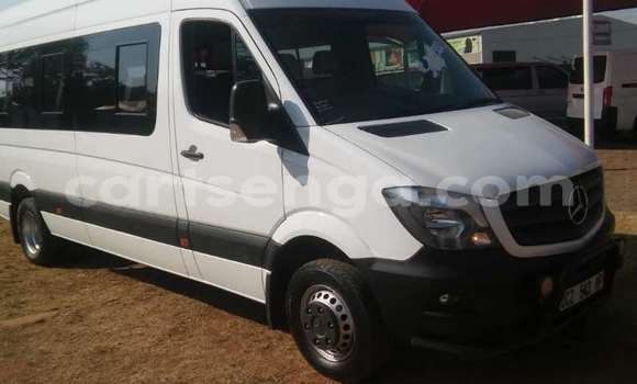 Buy Used Mercedes Viano White Car in Mbabane in Manzini