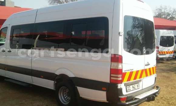 Buy Used Mercedes Viano White Car in Mbabane in Manzini Buy Used Mercedes Viano White Car in Mbabane in Manzini