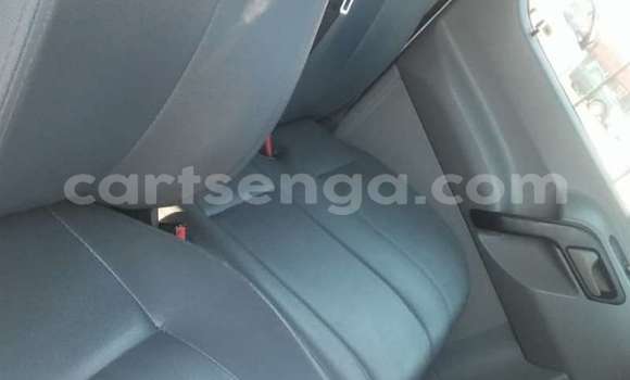 Buy Used Mercedes Viano White Car in Mbabane in Manzini Buy Used Mercedes Viano White Car in Mbabane in Manzini